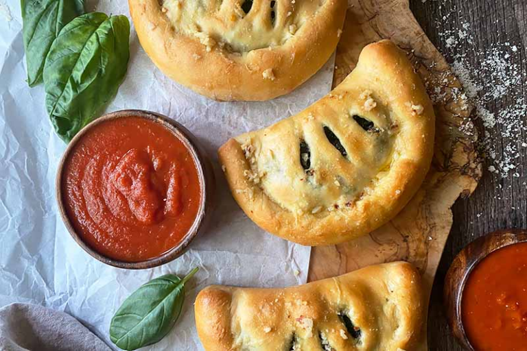 Easy Spinach Calzone Recipe
